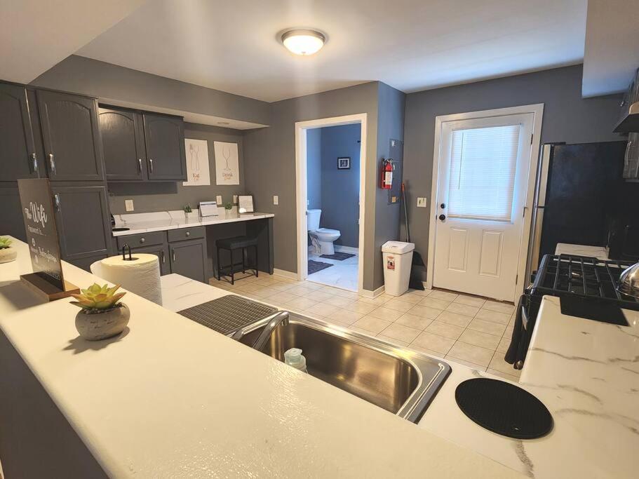 Holiday home The Grey Escape-close To Waterpark & Casinos